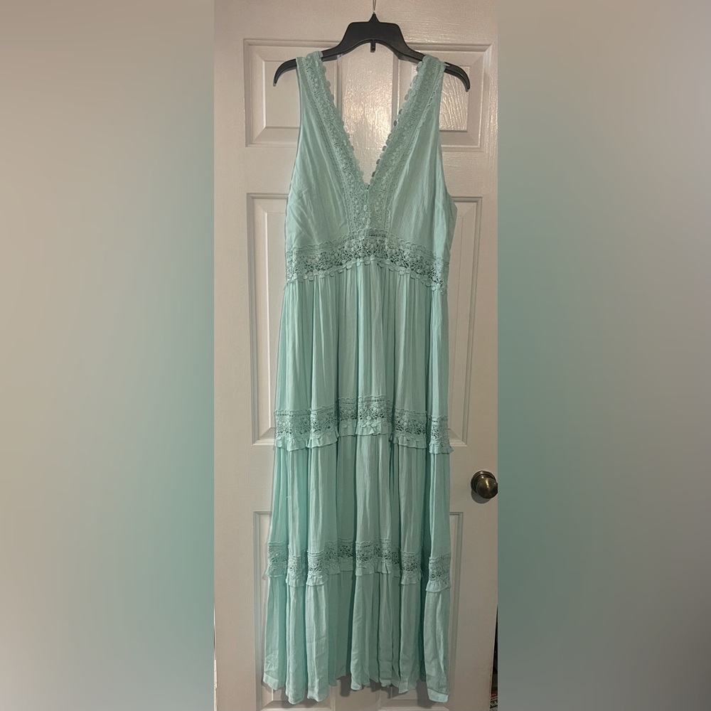 Summer beach Dress, mint green color. Size 16